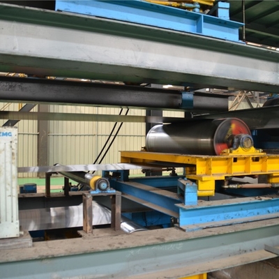 Compagnies automatiques clés en main d'installation de galvanisation d'immersion chaude 0.3-2.5mm 650-1300mm