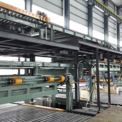 Ligne en aluminium à grande vitesse de prérevêtement en continu avec le chariot de chargement centrant la machine