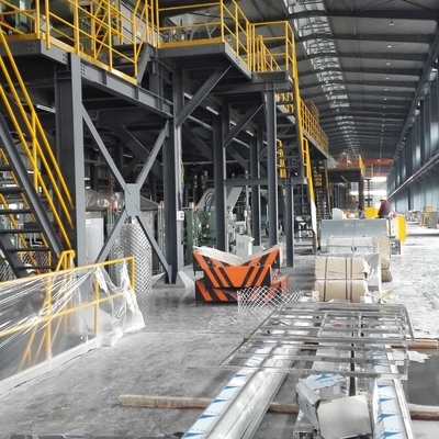 Ligne en aluminium de prérevêtement en continu de couleur avec le niveleur de rouleau